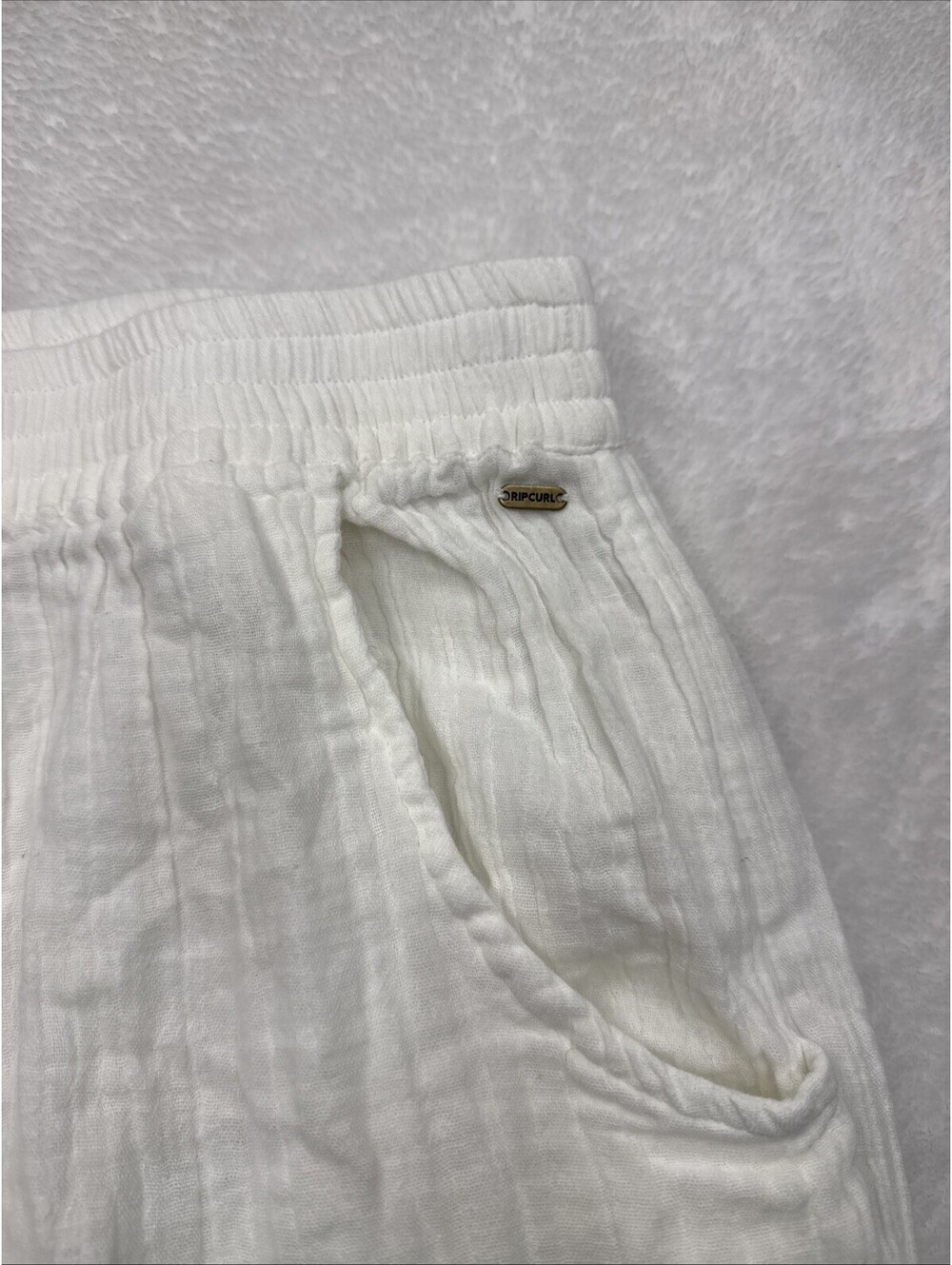 Rip Curl White cotton Wide Leg Pants with Textured Fabric L (2367) - Picture 2 of 8